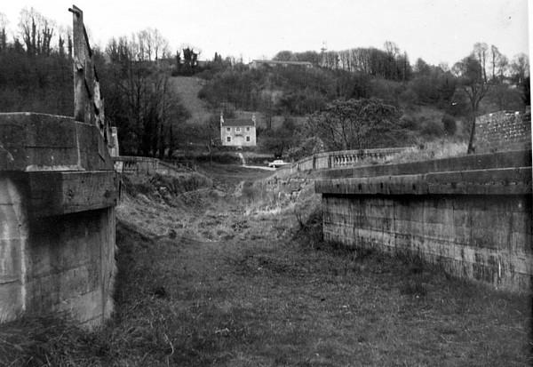 Avoncliff