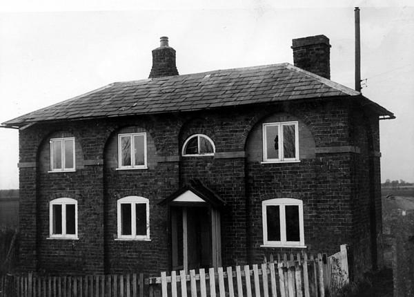 Eyton Village Lock Cottage